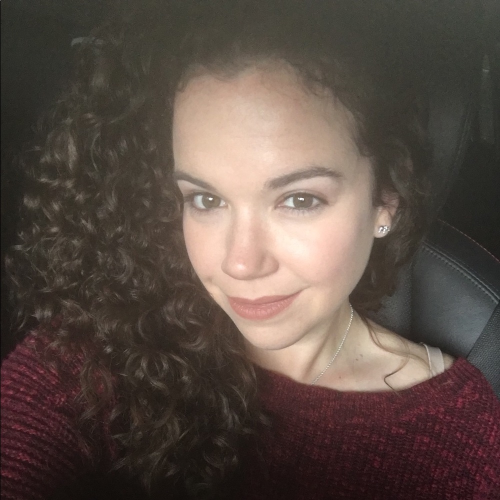 Meet your Posher, Jessenia